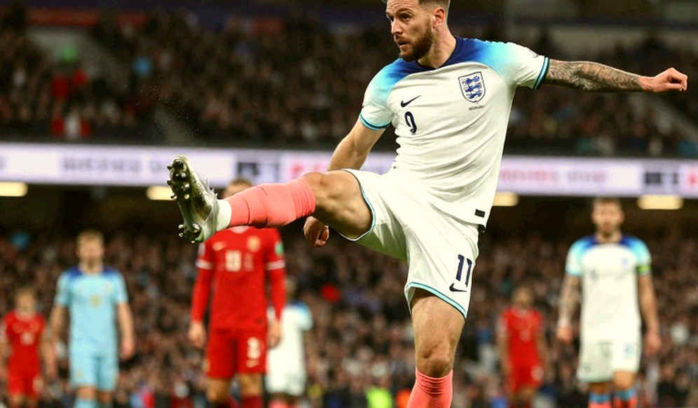 Football Cannot Be Written With Fabricated Data Football Cannot Be Written With Fabricated Data
