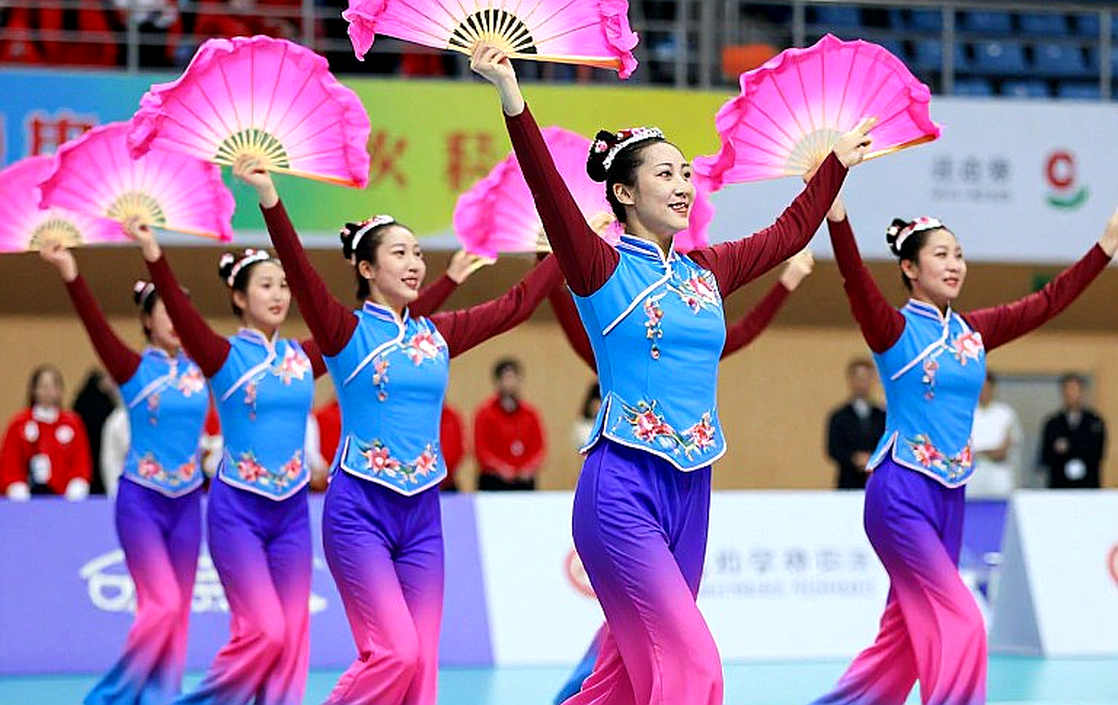 Ba con số chỉ ra lý do Ba Lan vẫn là vua châu Âu: 58%, 31-29, và một sự thật về Henno