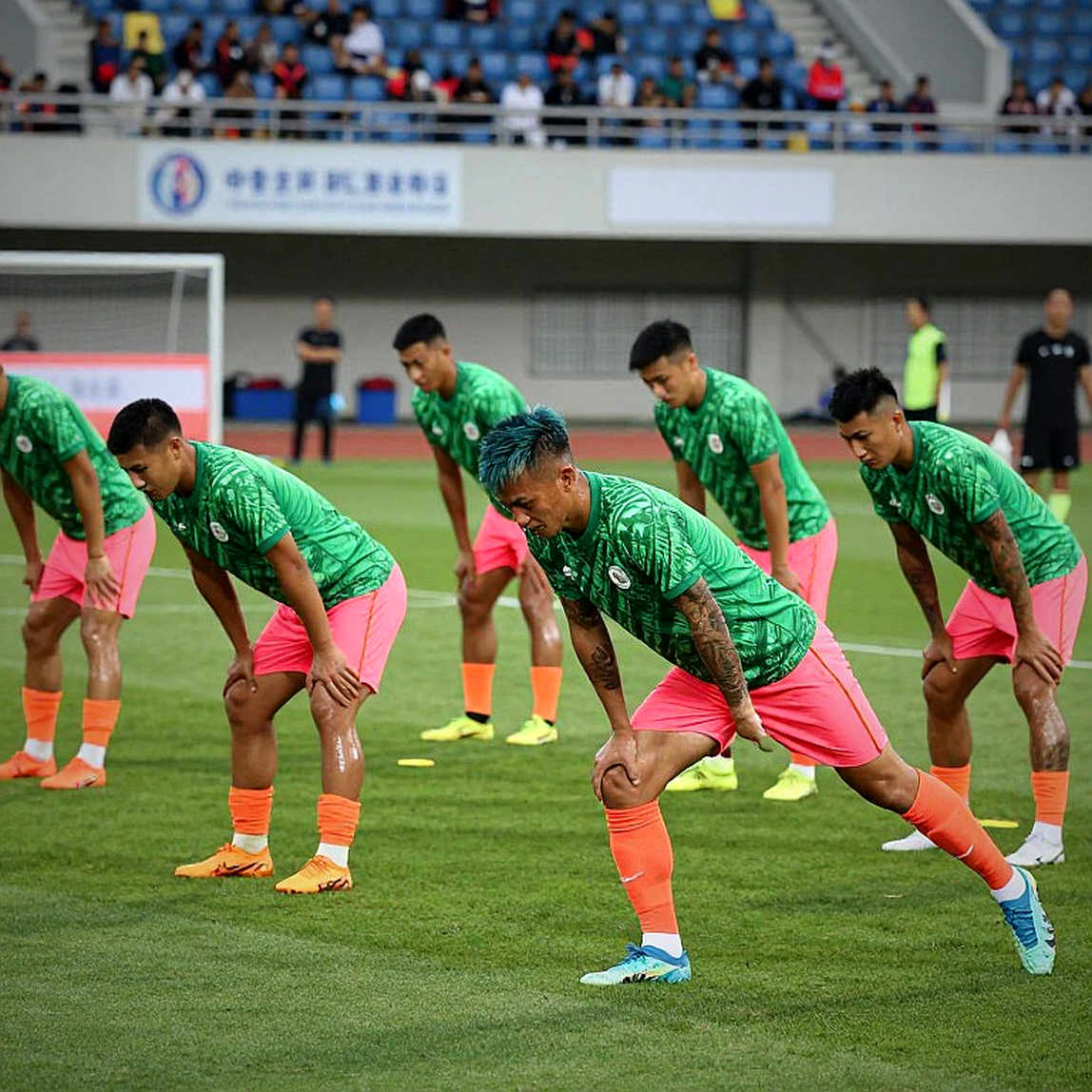 Van Dijk và cú hạ giọng sau tiếng ồn: Điều Hà Lan thật sự học được từ trận hòa Đức