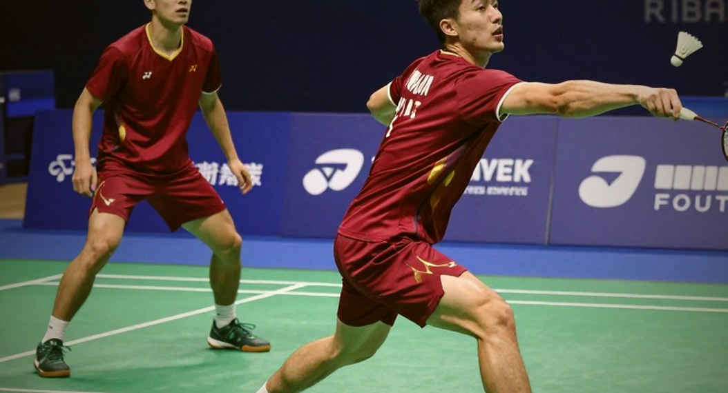 Thâm Quyến, đêm của những sợi chỉ đứt: Satwik-Chirag đứng dậy, Srikanth đứng im