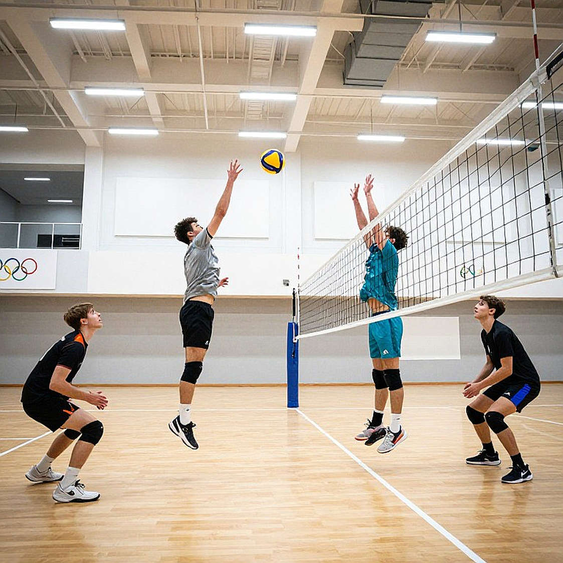 Bóng chuyền tính điểm ra sao? Giải mã hệ thống Rally Point, set đấu và set 5 quyết định