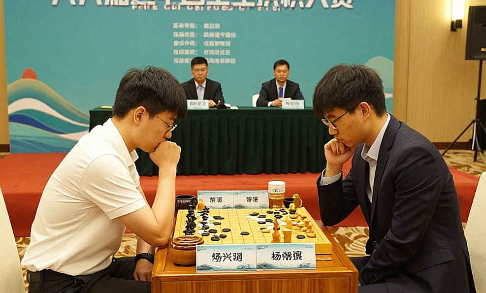 Carlsen trở lại, GCL 2026 đối mặt bài toán lịch thi đấu nghẹt thở