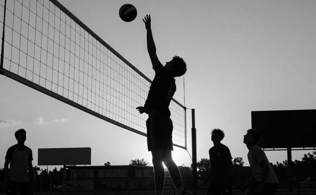 Bảng xếp hạng Top 16 đầu tiên của NCAA 2026: Nebraska số 1 và những lỗ hổng dữ liệu bị bỏ qua