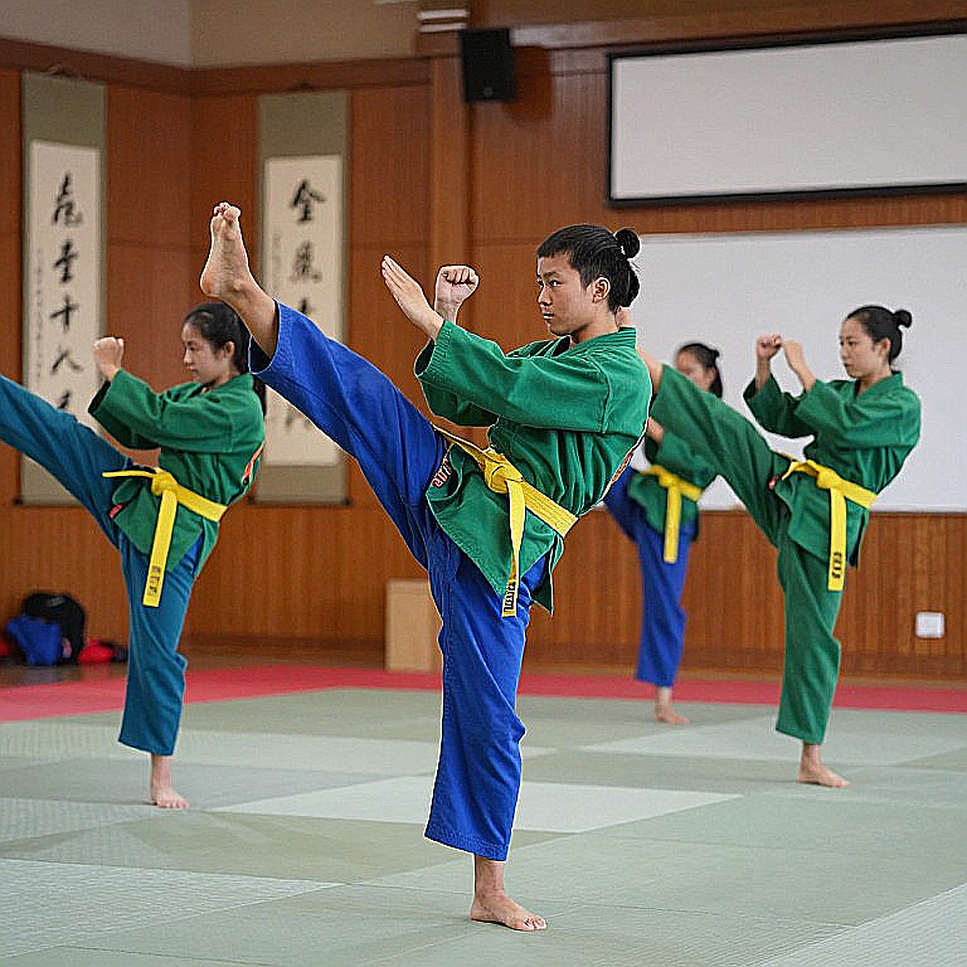 Đấu kiếm Singapore lần đầu giành huy chương đồng đội kiếm ba cạnh nữ tại Asian Games