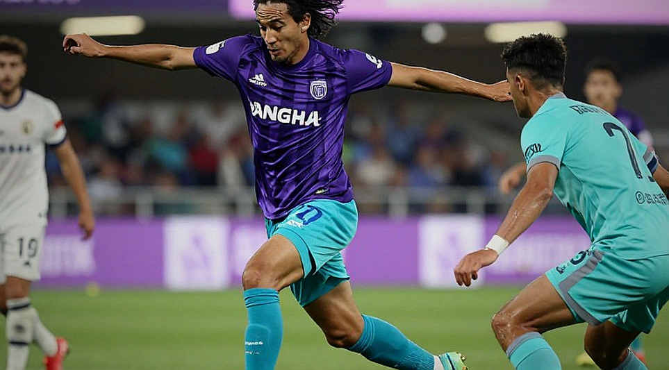 CAHN – Kashima Antlers: Khối phòng ngự thấp và cái bẫy ở mặt phẳng tấn công