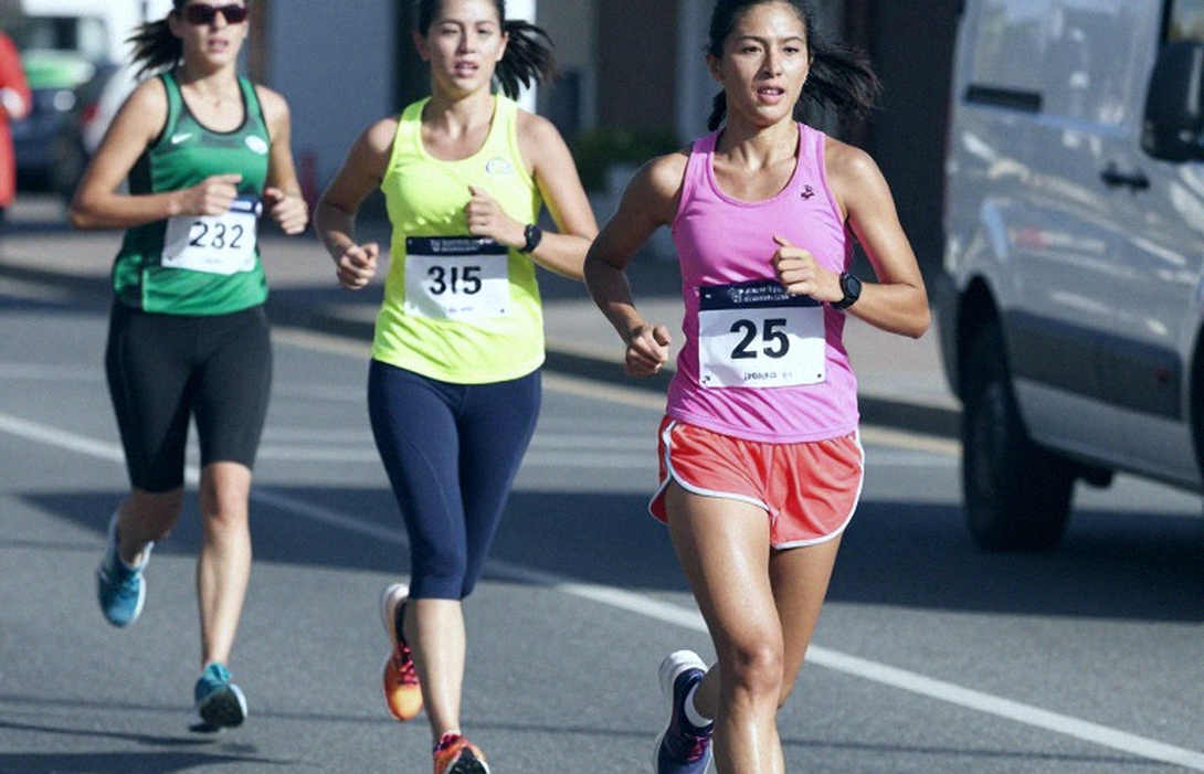 Từ Albuquerque 2026 tới Sydney 2026: cuộc cách mạng trang phục điền kinh nữ chưa từng được gọi đúng tên