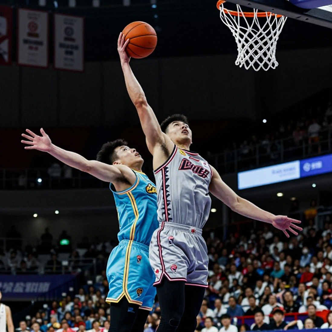 Unicaja 79-63, Szombathely 85-72: khi bảng thống kê kể câu chuyện khác với tỷ số