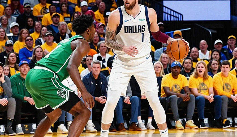 Mùa giải thường niên NBA: Điều khoản apron thứ hai đang đóng băng thị trường chuyển nhượng giữa mùa