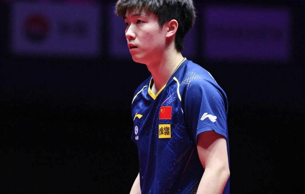Shi Yuqi rút lui, Li Shifeng lĩnh ấn đơn nam Trung Quốc tại Kumamoto Masters 2026: đọc tín hiệu từ một khoảng trống