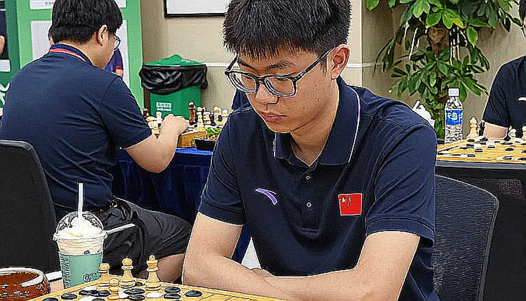 Carlsen Calls Sindarov the Clear Favourite, but Leaves Gukesh's 'Ceiling' Wide Open Carlsen Calls Sindarov the Clear Favourite, but Leaves Gukesh's 'Ceiling' Wide Open