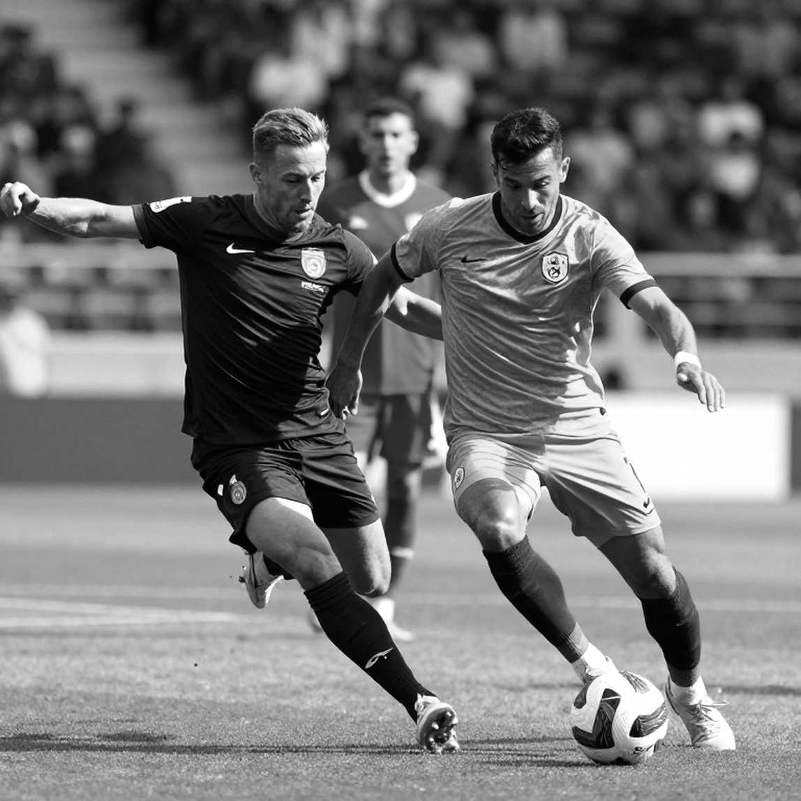 Phút 90+2 ở Jalan Besar: Khi tuyến giữa viết lại cuộc đua vô địch